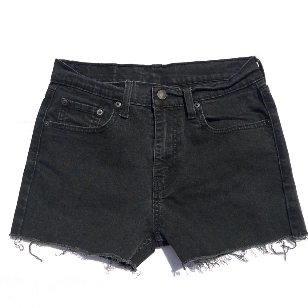 Levi’s 512 Black Shorts ✨ - Picture 2 of 4